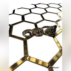 Leopard three finger ring